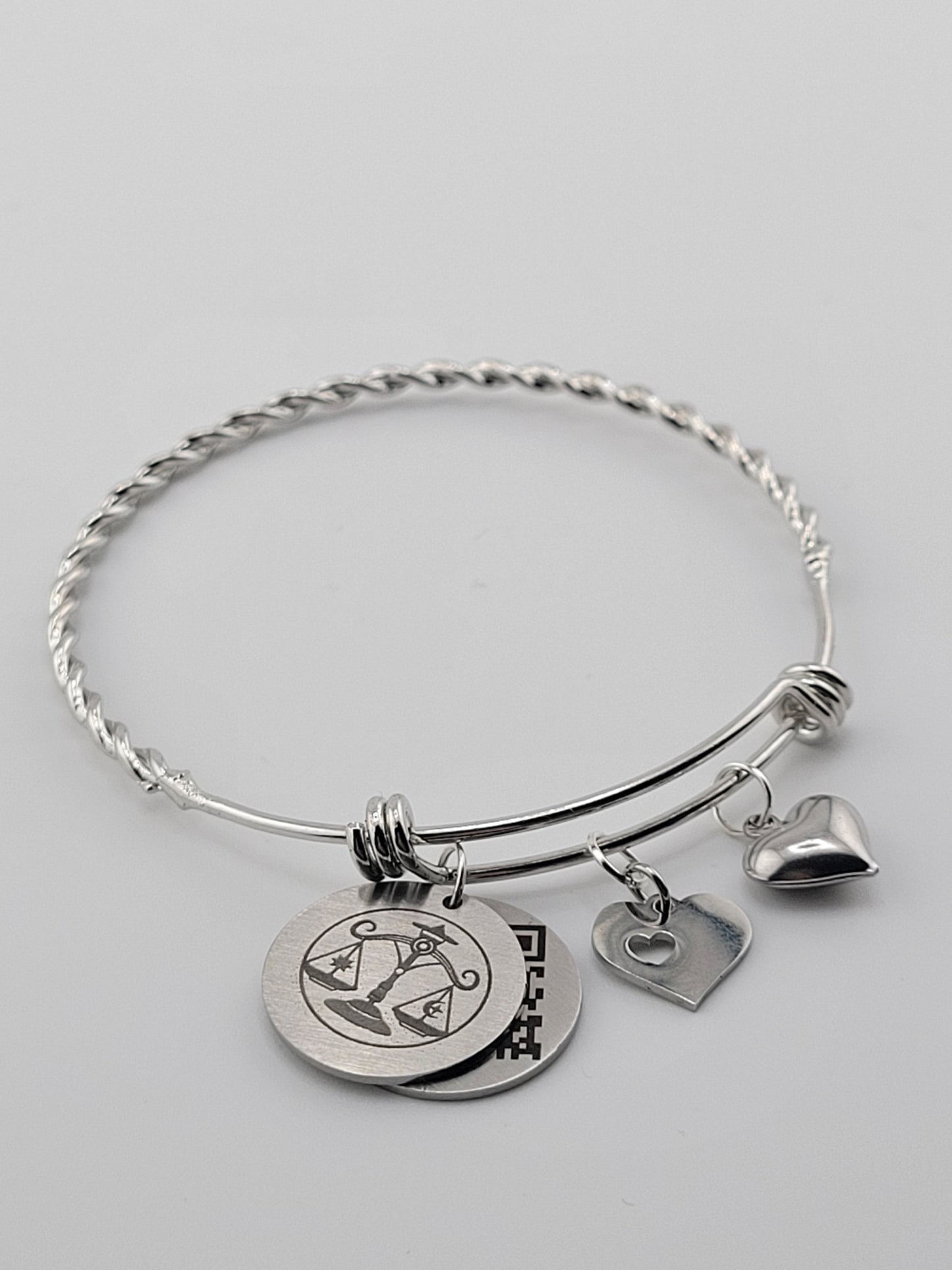 VERA Specialty Davinci QR Bracelet
